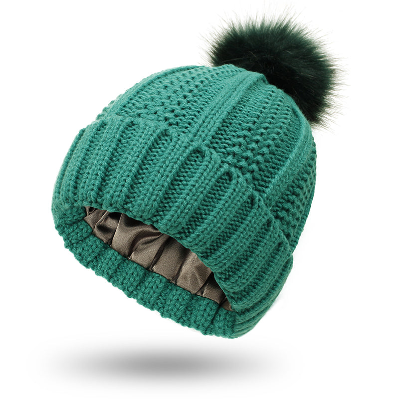 Elastische Rippenstrickmütze für Haarschutz