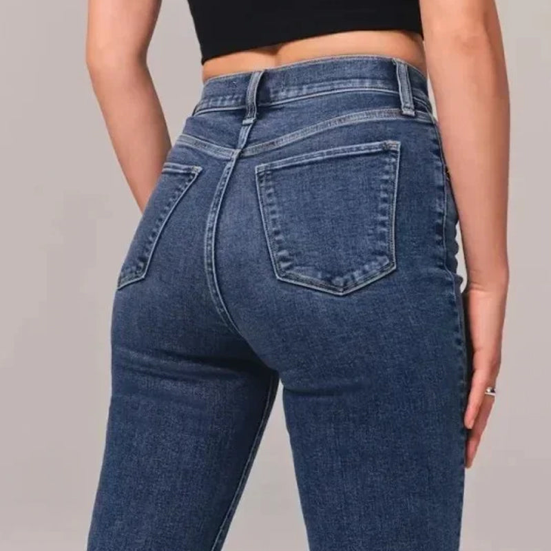 Ultrahohe Stretch-Flare-Jeans