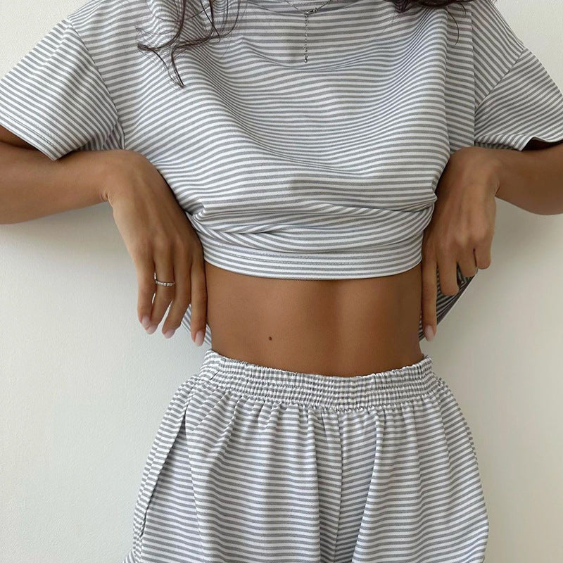 Zweiteiliges Set Damen Pyjama-Set mit Streifen