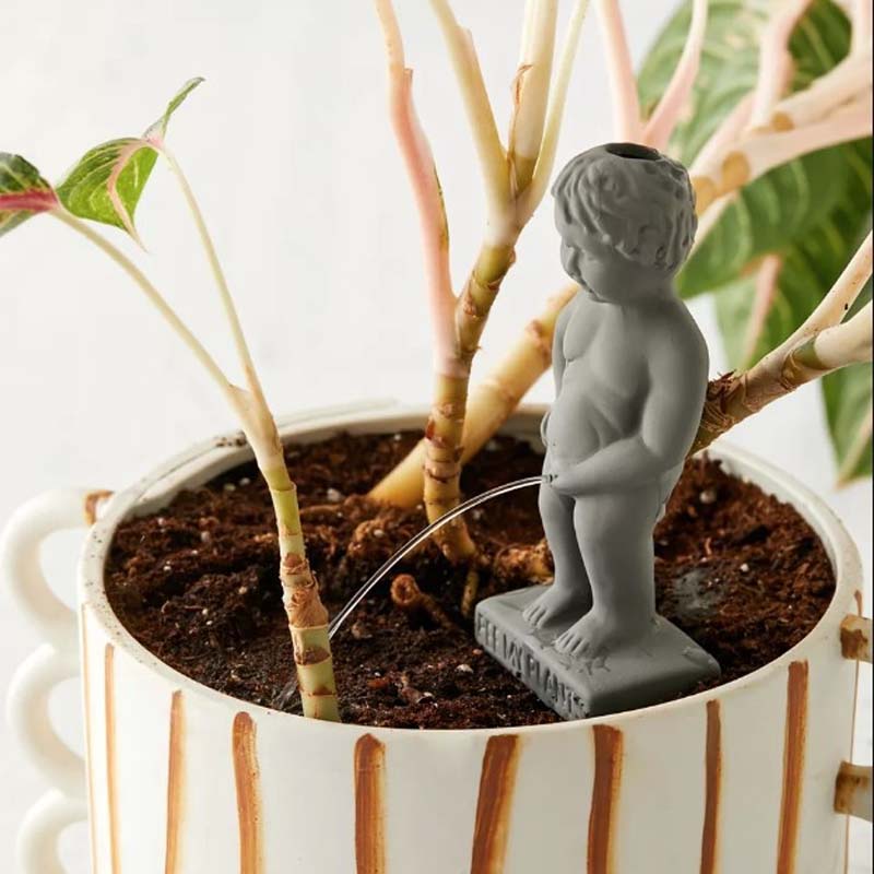 Peeing Boy Selvvandende Stake