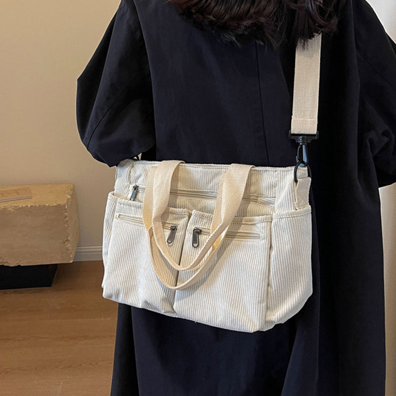 Ensfarvet corduroy totebag