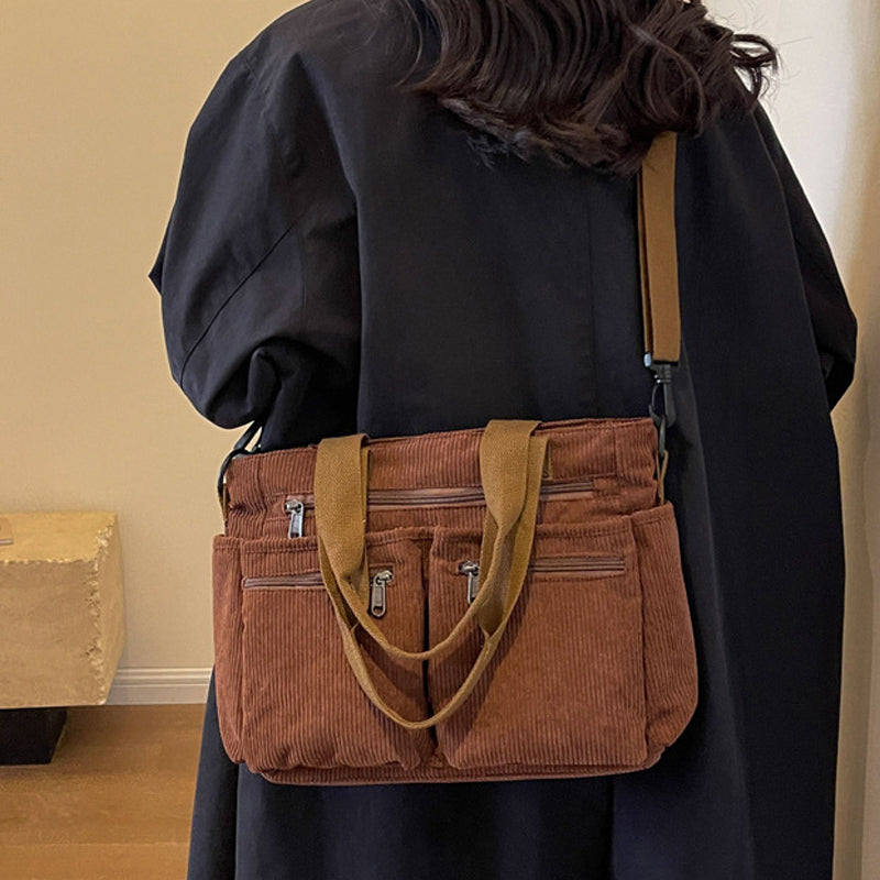 Ensfarvet corduroy totebag