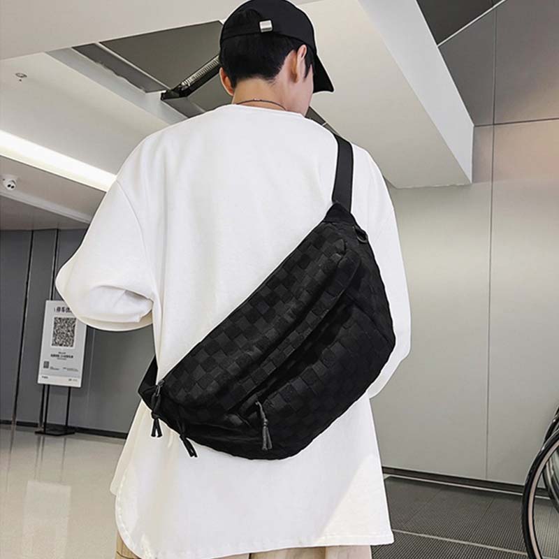 Modische Gürteltasche mit Reißverschluss und Karomuster