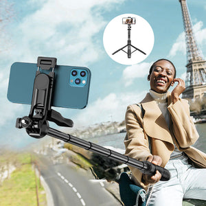 Handgehaltener Selfie-Stick mit&nbsp;ausziehbarem Dreibeinstativ