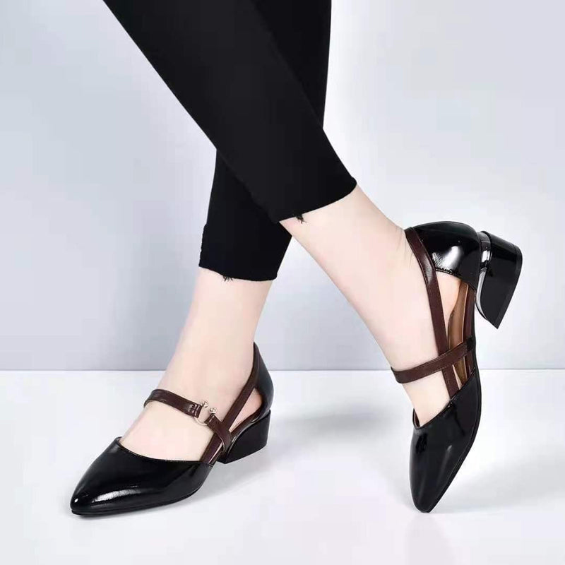 Elegante einfache hohle Sandalen für Damen
