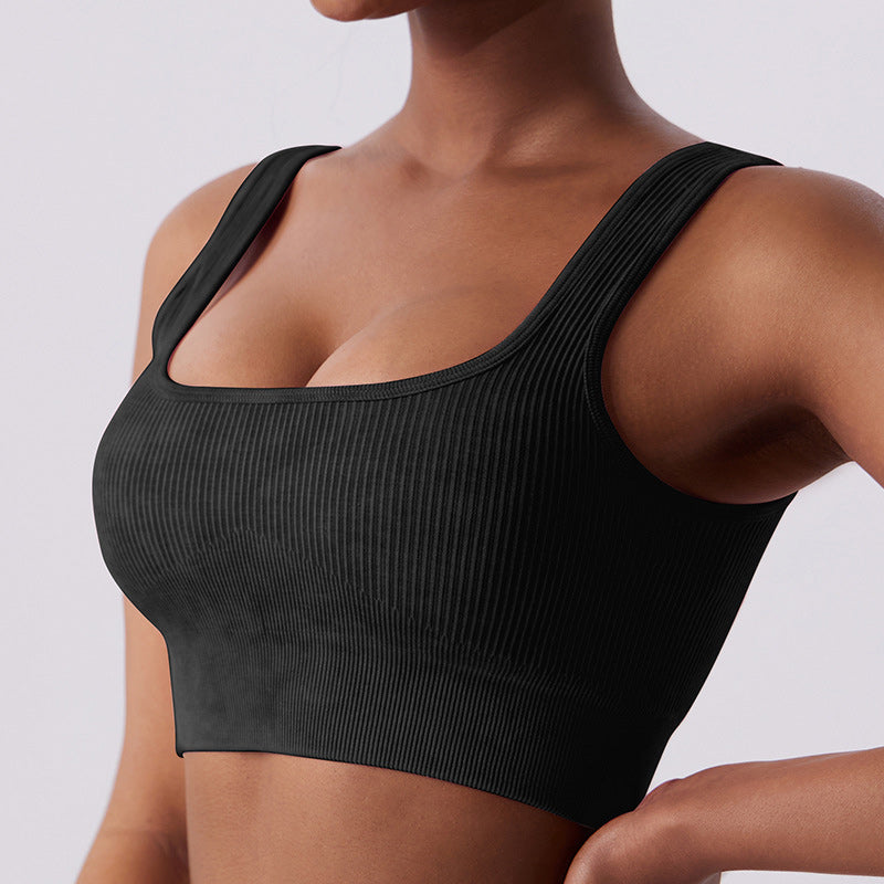 Kurzes Tanktop mit eckigem Ausschnitt
