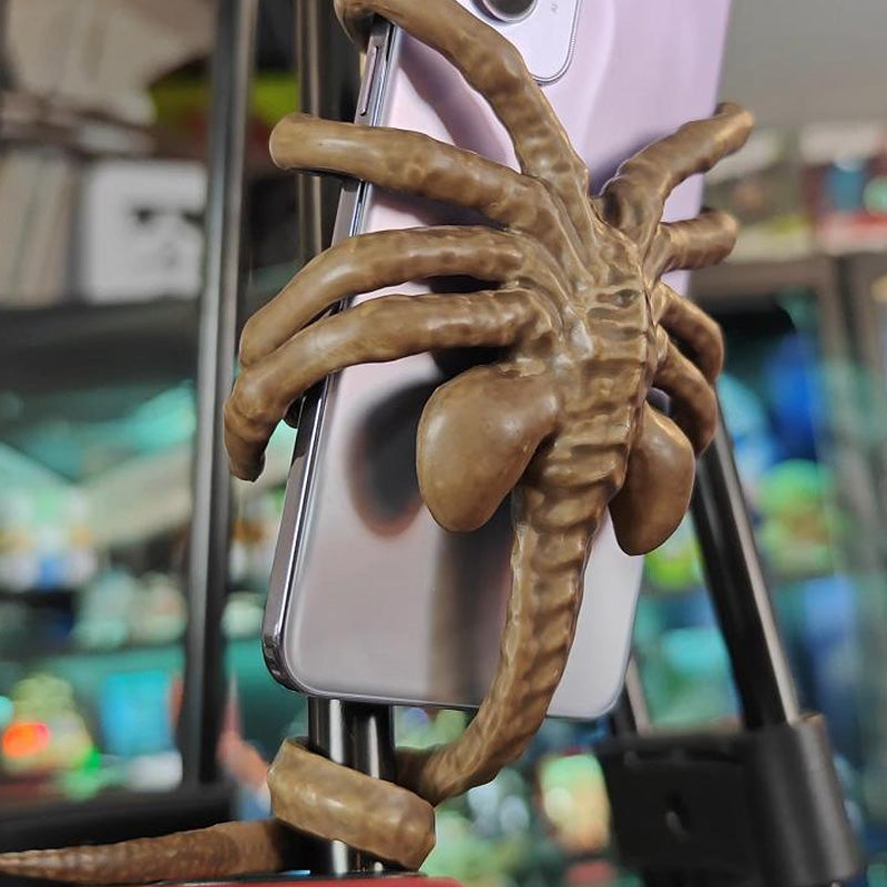 Frygtelig Facehugger telefonholder