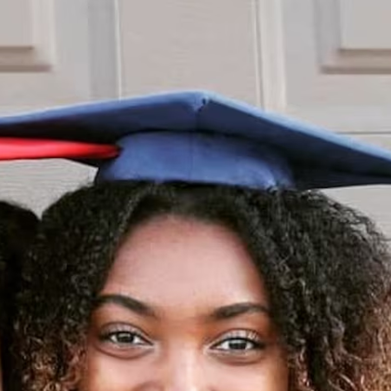 Grad-Cap-Halter