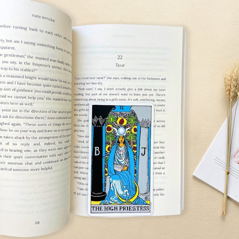 Manic Pixie Egirl: ein Abenteuerroman mit Tarotthema für Zeitsprünge