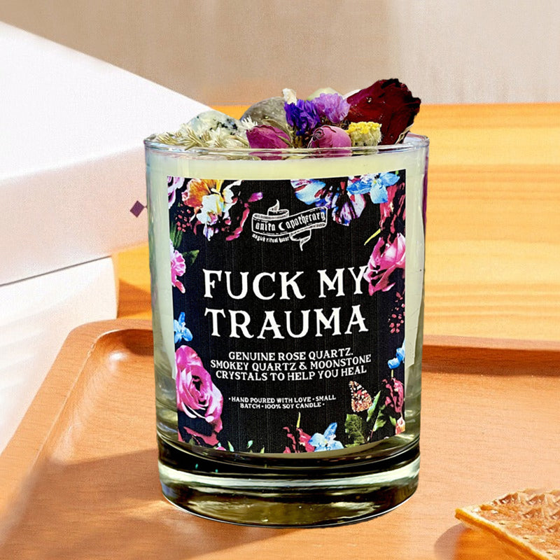 „F*ck My Trauma“ Kerze