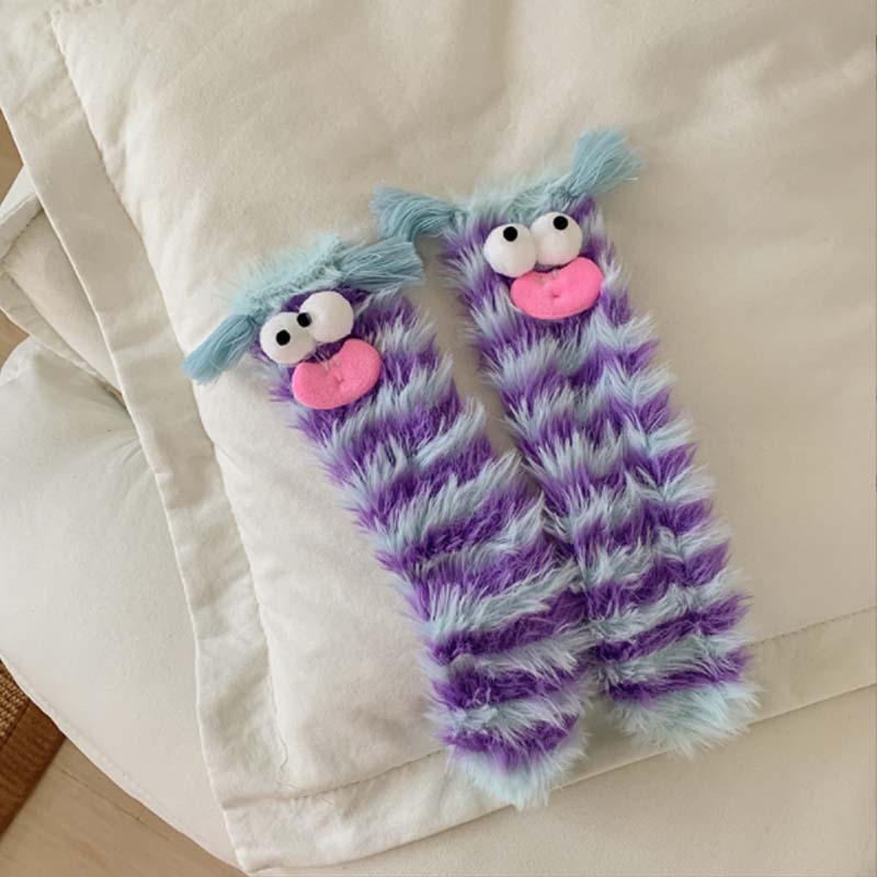 Warme, kuschelige, flauschige Cartoon-Monster-Socken