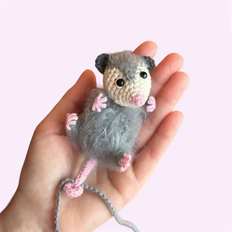 Opossum Bil Charm