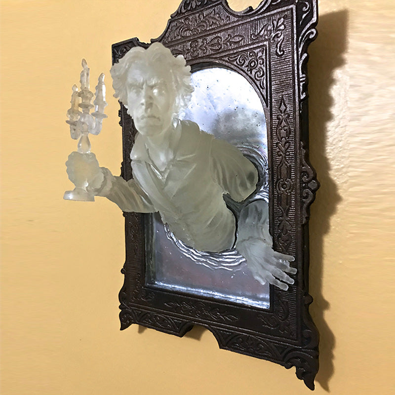 Geist im Spiegel Wanddekoration
