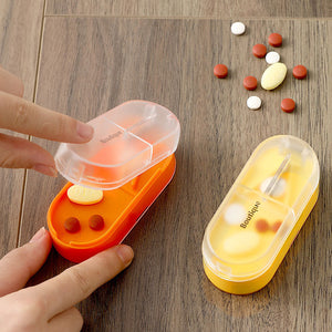 Pillendose mit Pillenschneider
