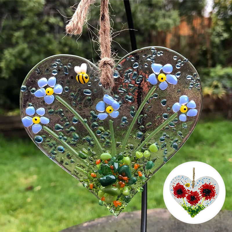 Herzförmiger Blumenanhänger
