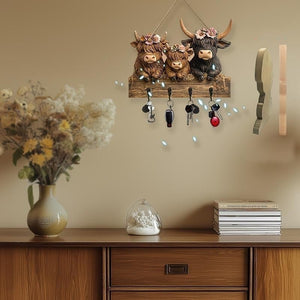 Schlüsselanhänger aus Holz mit Hochlandrind-Motiv