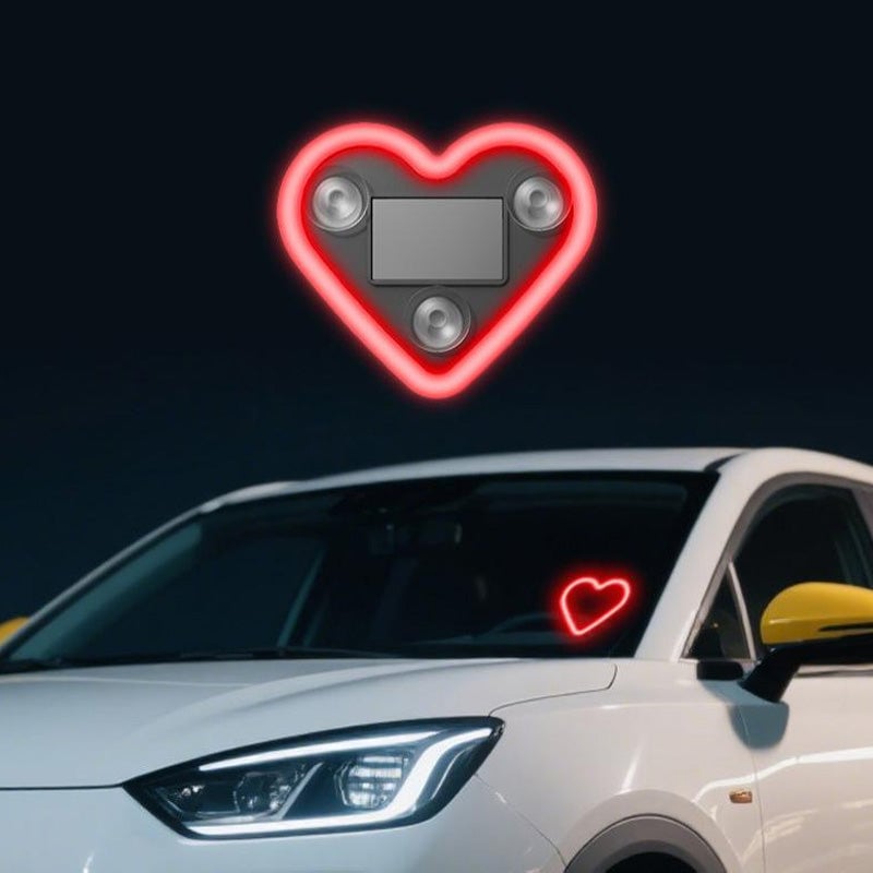 Solarbetriebene Herz-Neon-Ambienteleuchte für die Heckscheibe des Autos