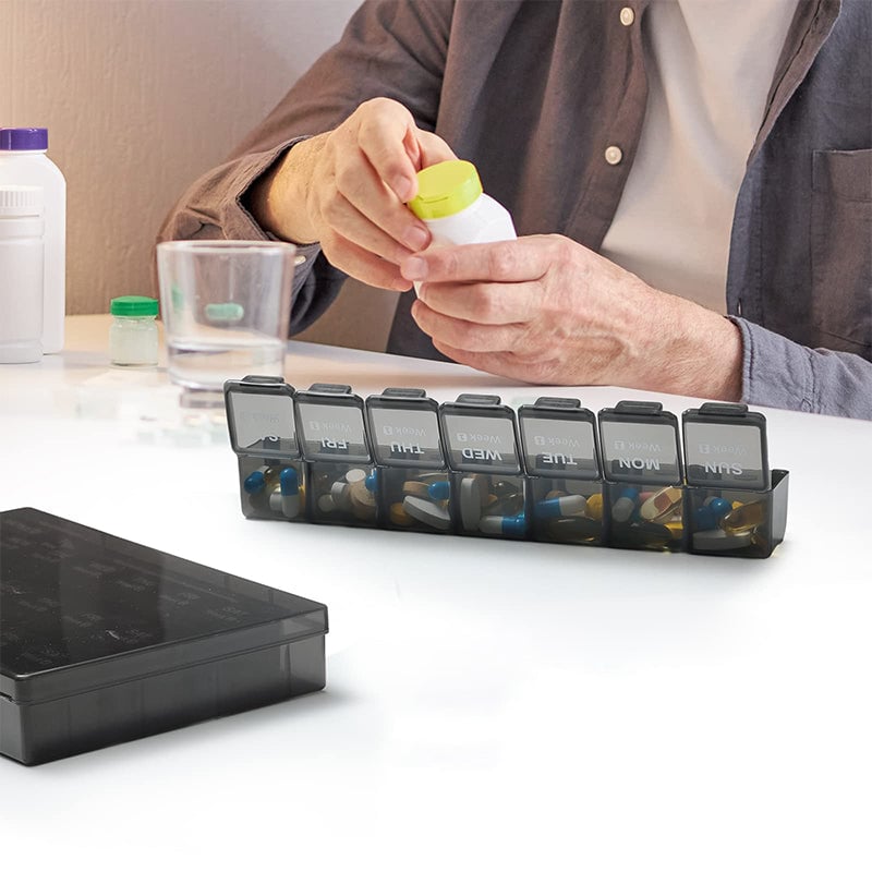 Tabletten-Organizer (28 Fächer)