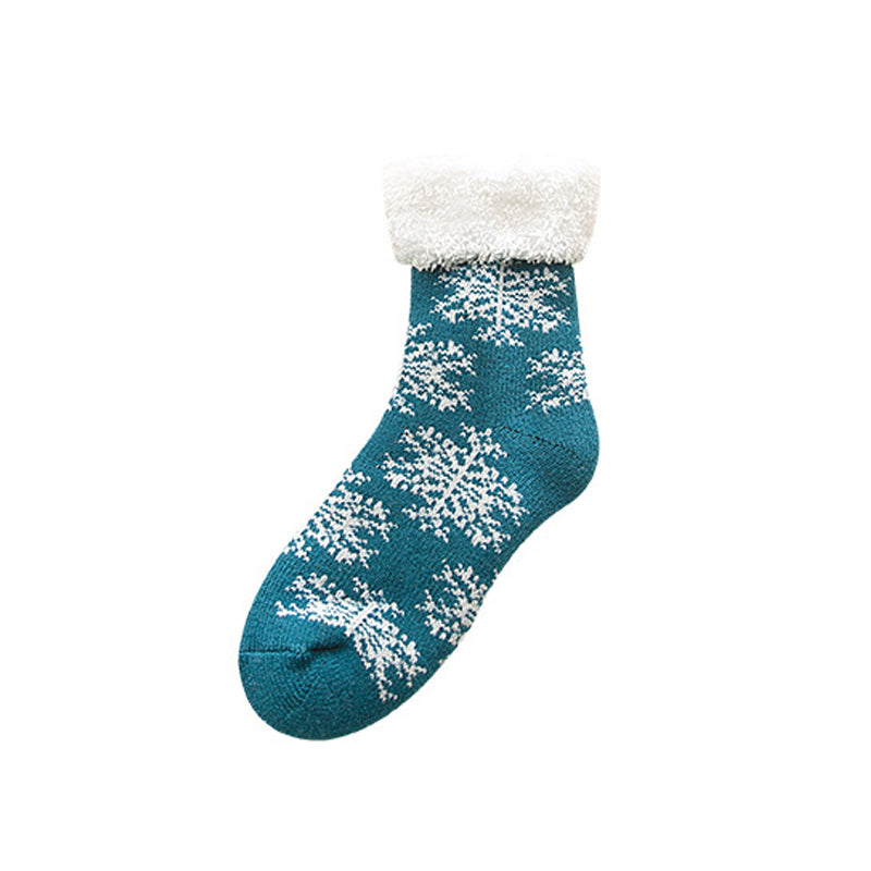 Warme Weihnachtssocken im Winter