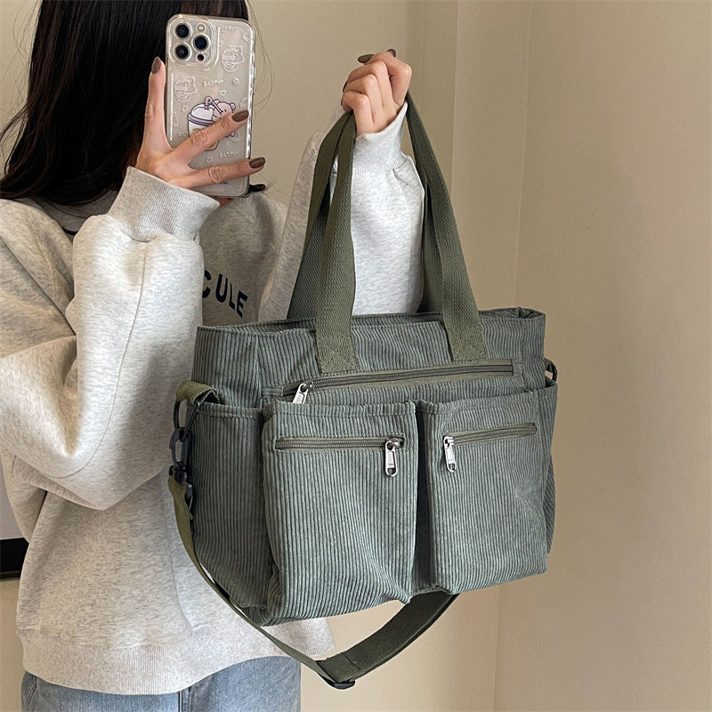 Ensfarvet corduroy totebag