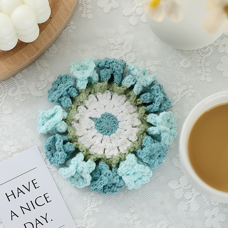 Handgestrickter Suzuran-Blumen-Untersetzer