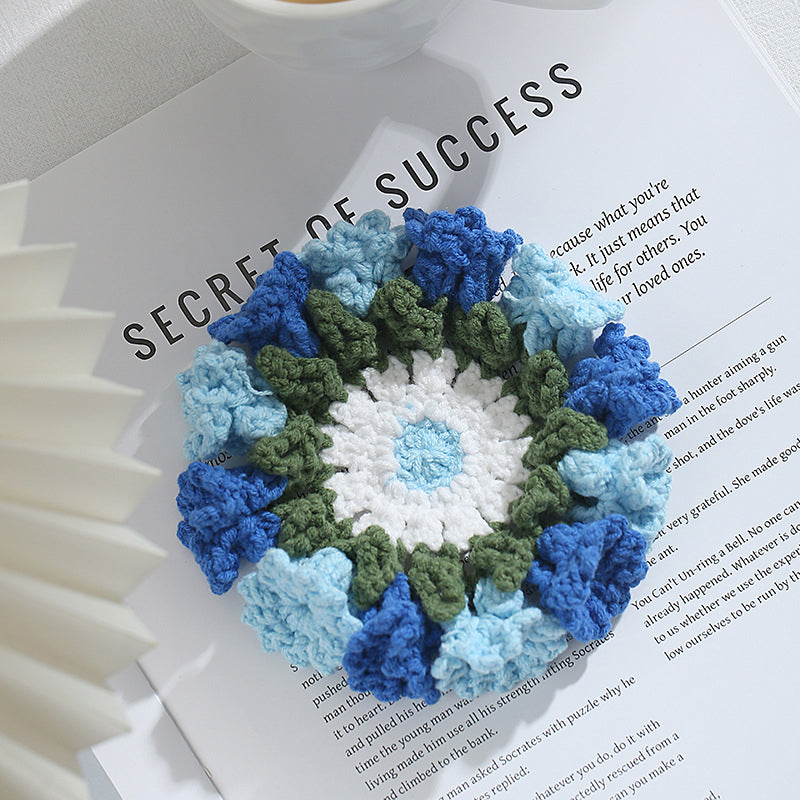 Handgestrickter Suzuran-Blumen-Untersetzer