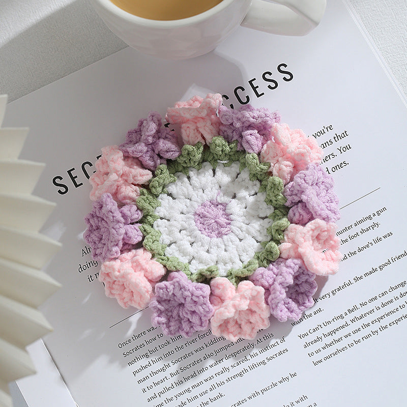 Handgestrickter Suzuran-Blumen-Untersetzer