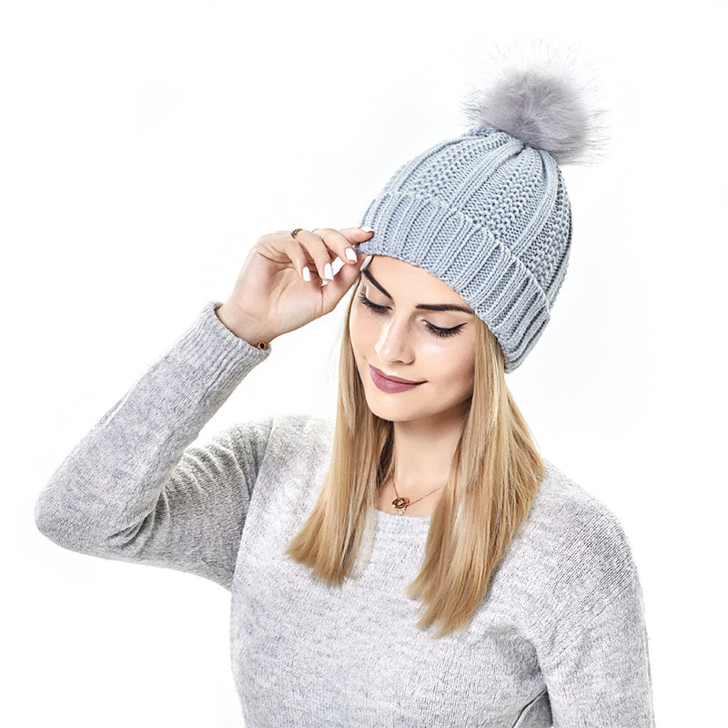 Elastische Rippenstrickmütze für Haarschutz