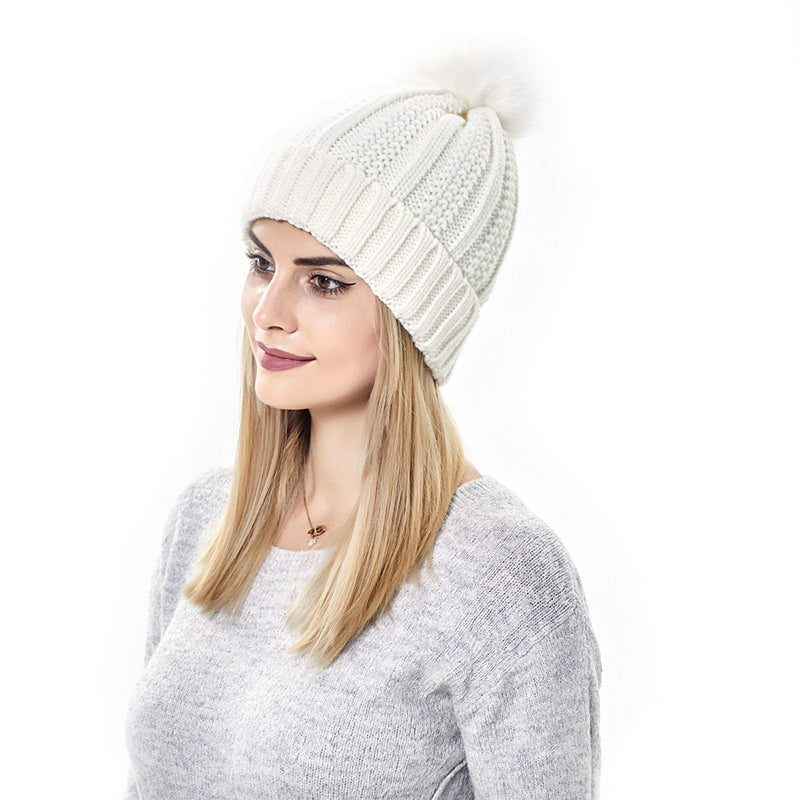 Elastische Rippenstrickmütze für Haarschutz