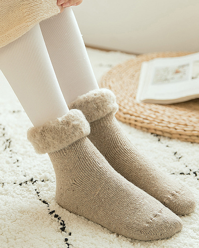 Warme und kuschelige Winterschlafsocken für Frauen